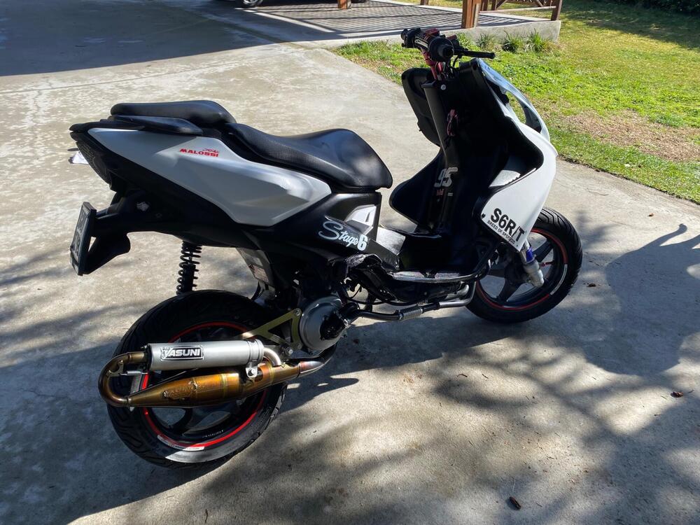 Yamaha Aerox 50 R (2007 - 18) (4)