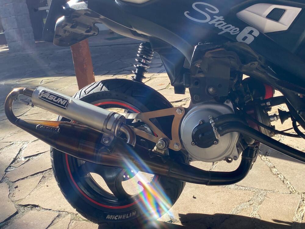 Yamaha Aerox 50 R (2007 - 18) (9)