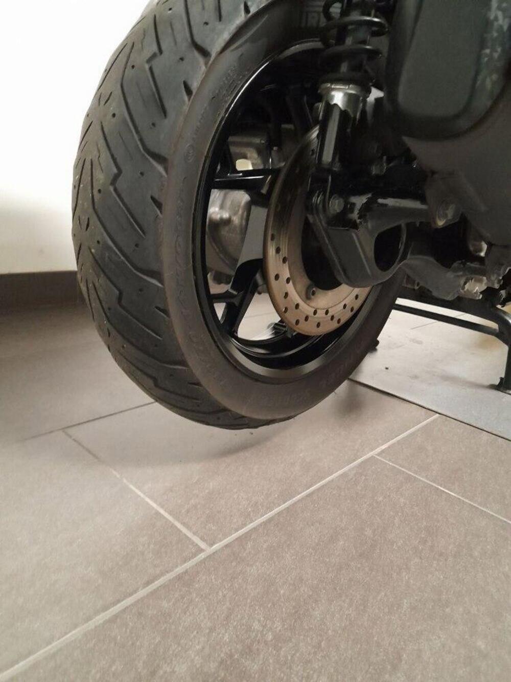 Yamaha X-Max 300 ABS (2017 - 20) (3)