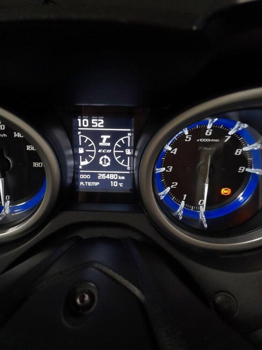 Yamaha T-Max 530 SX (2017 - 19) (5)