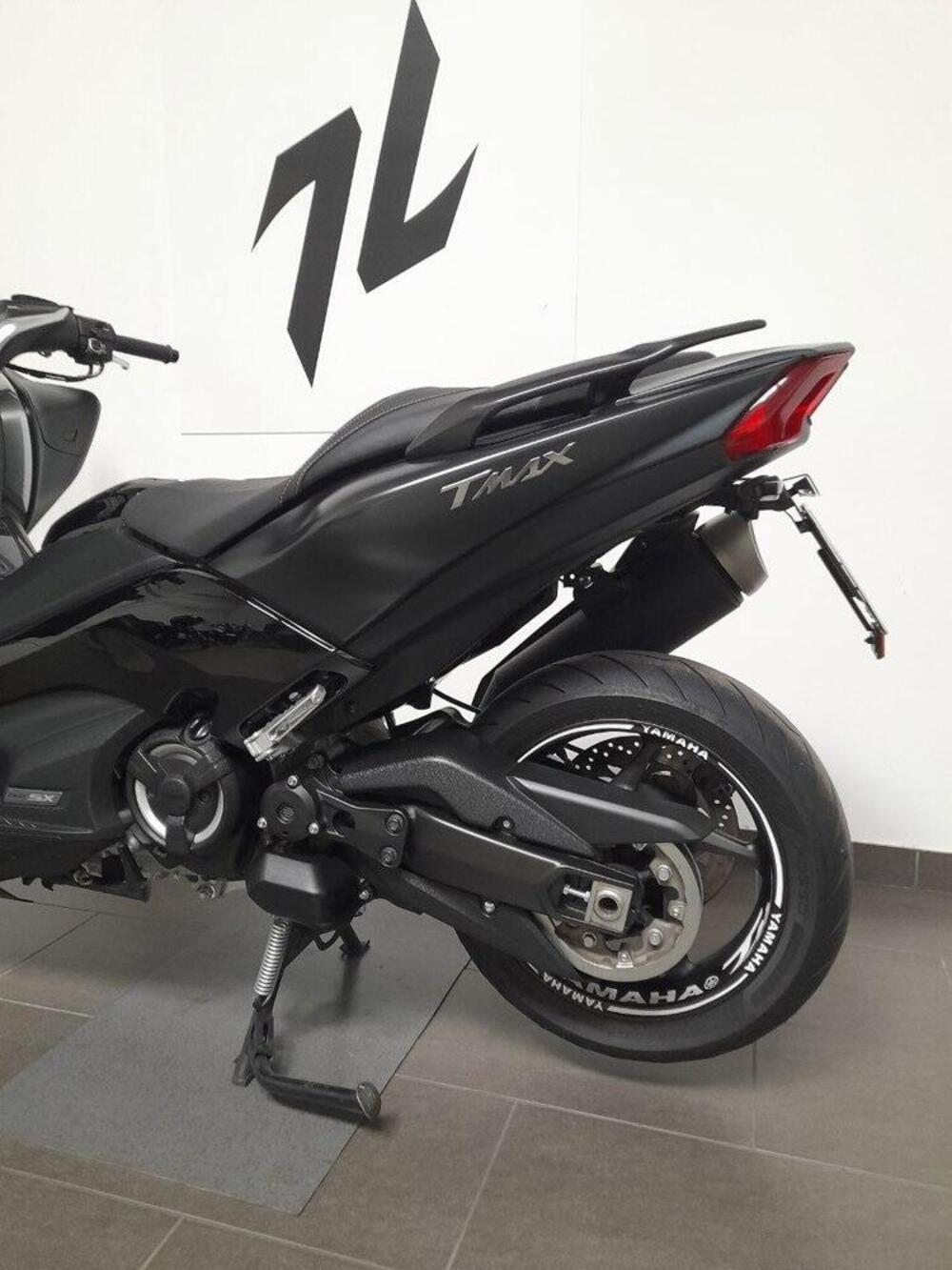 Yamaha T-Max 530 SX (2017 - 19) (6)