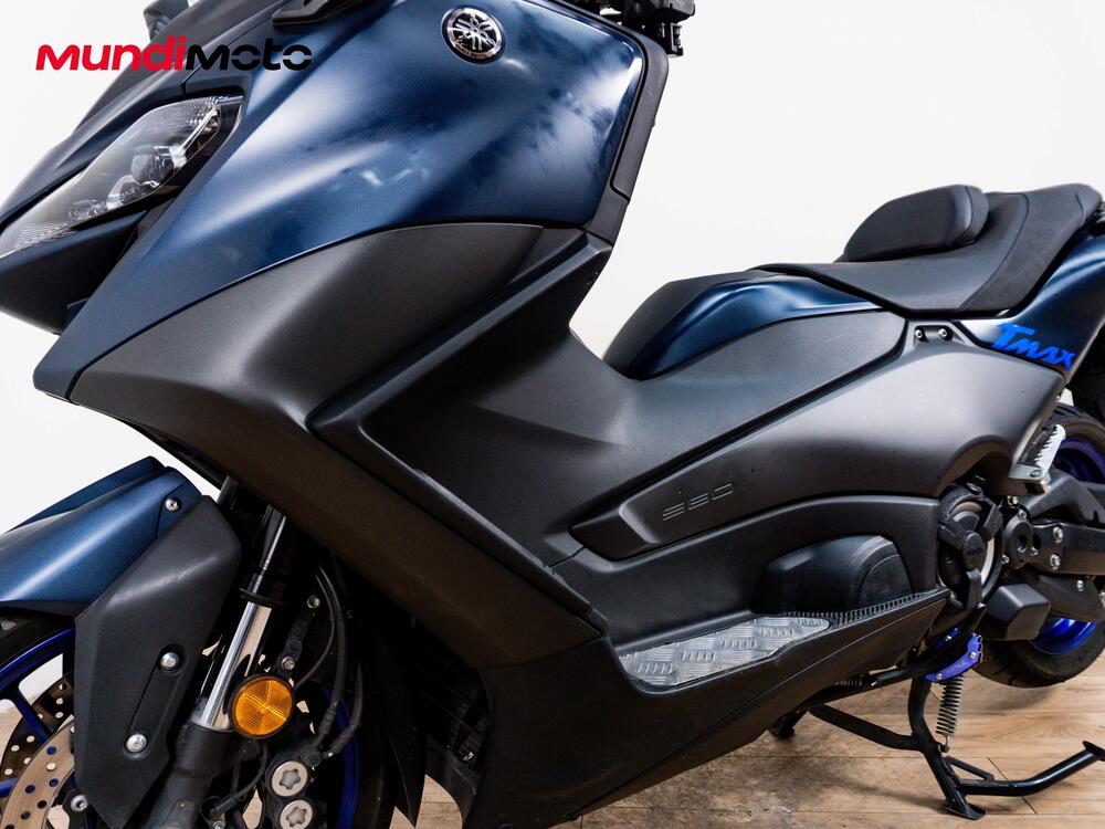 Yamaha T-Max 560 (2020 - 21) (9)