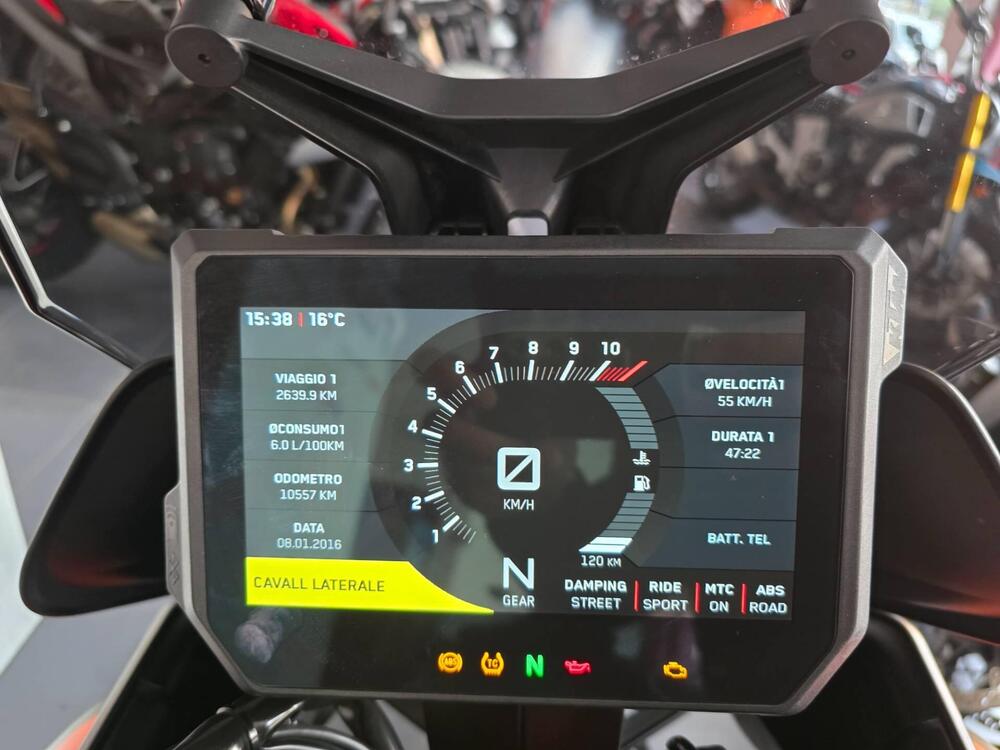 KTM 1290 Super Duke GT (2022 - 25) (14)