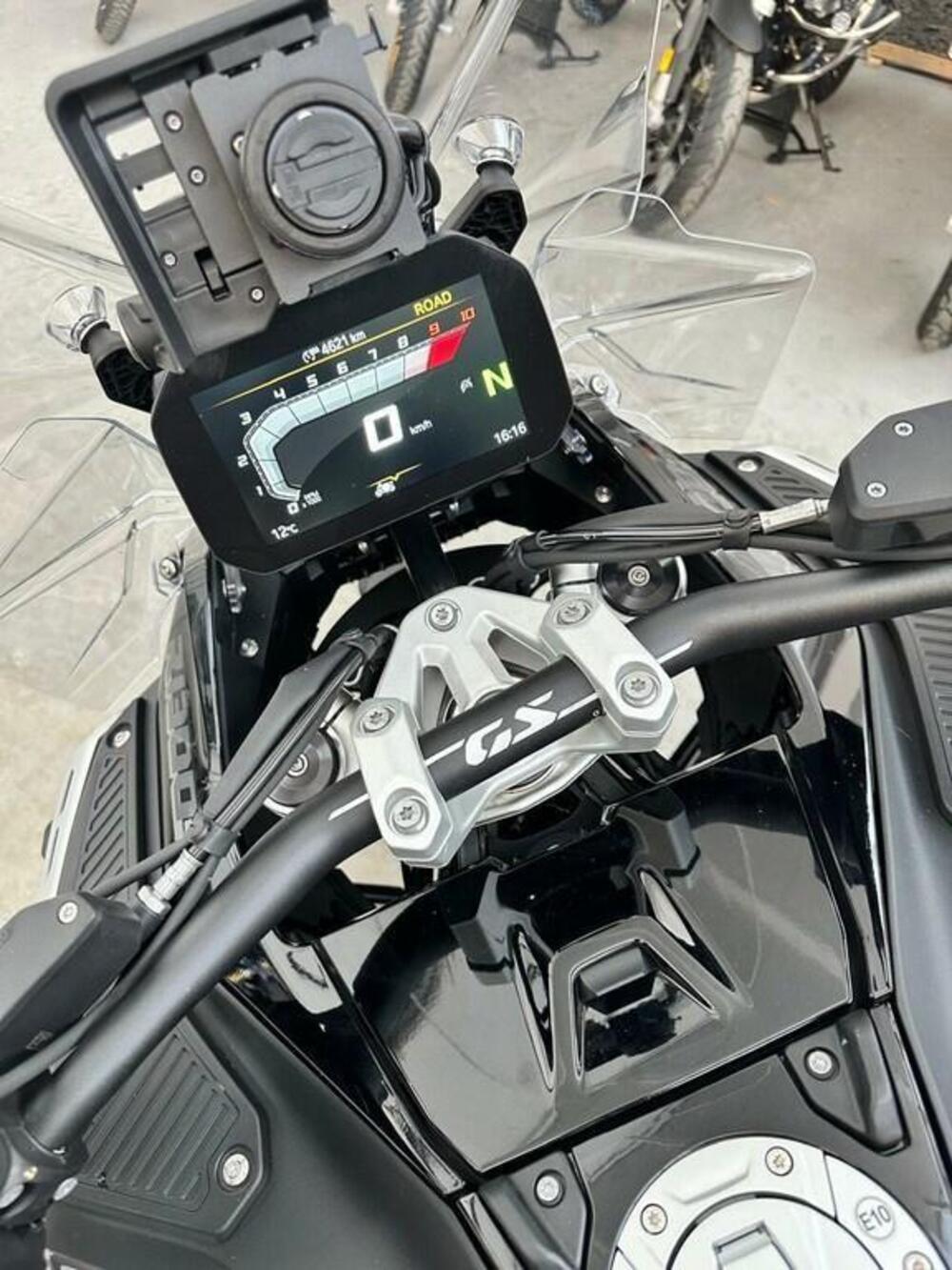 Bmw R 1300 GS Adventure Triple Black (2025 - 26) (6)