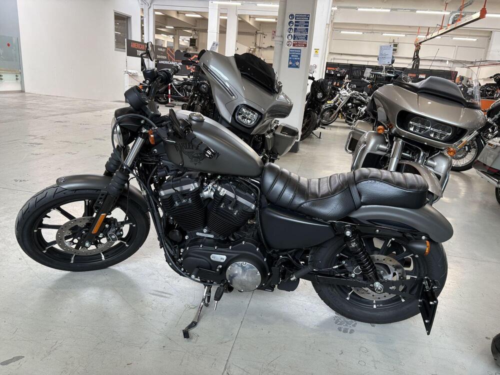 Harley-Davidson 883 Iron (2017 - 20) - XL 883N (4)