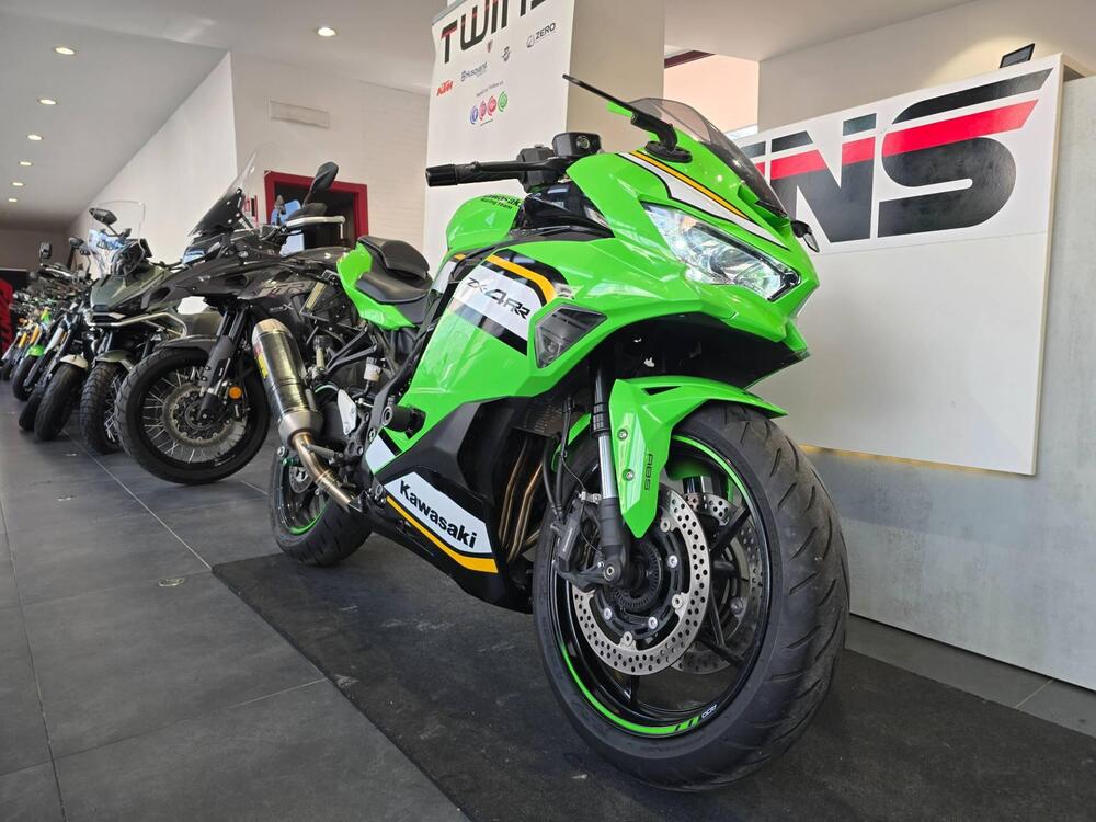 Kawasaki Ninja ZX-4RR Performance (2025 - 26) (2)