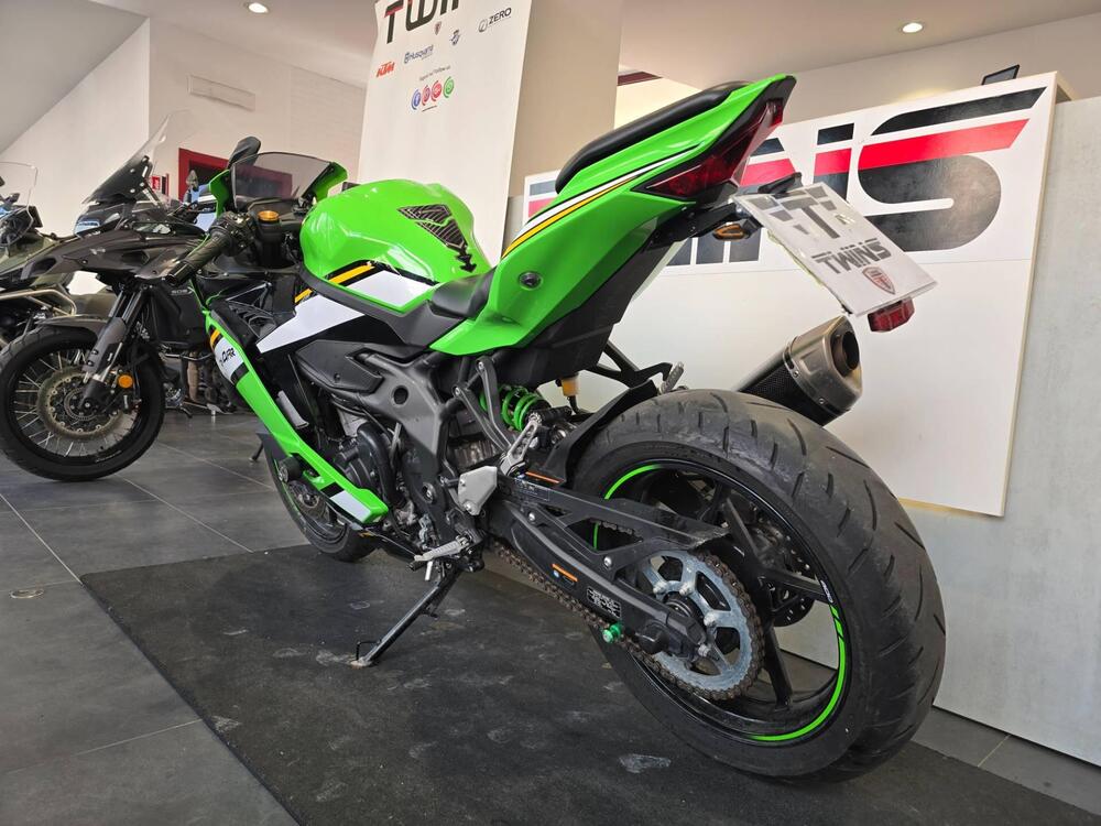 Kawasaki Ninja ZX-4RR Performance (2025 - 26) (6)
