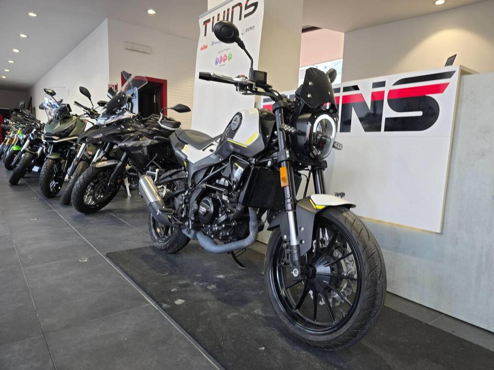 Benelli Leoncino 250 (2021 - 25) (2)