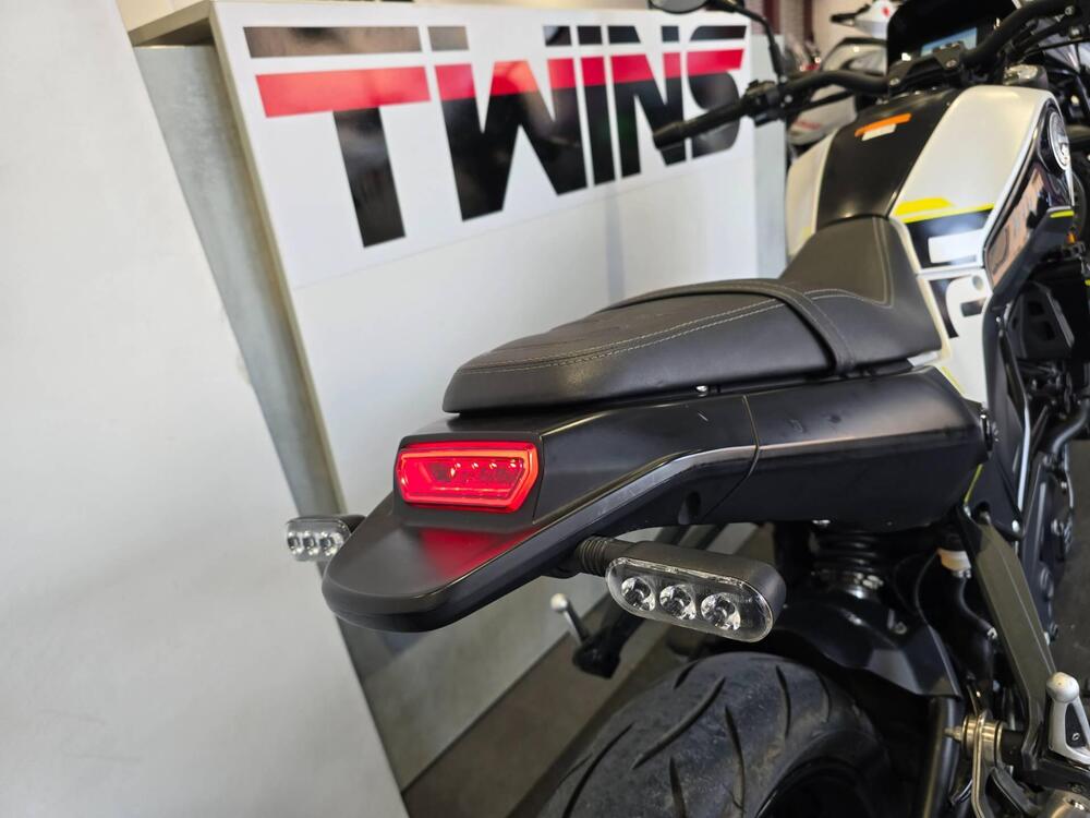 Benelli Leoncino 250 (2021 - 25) (10)