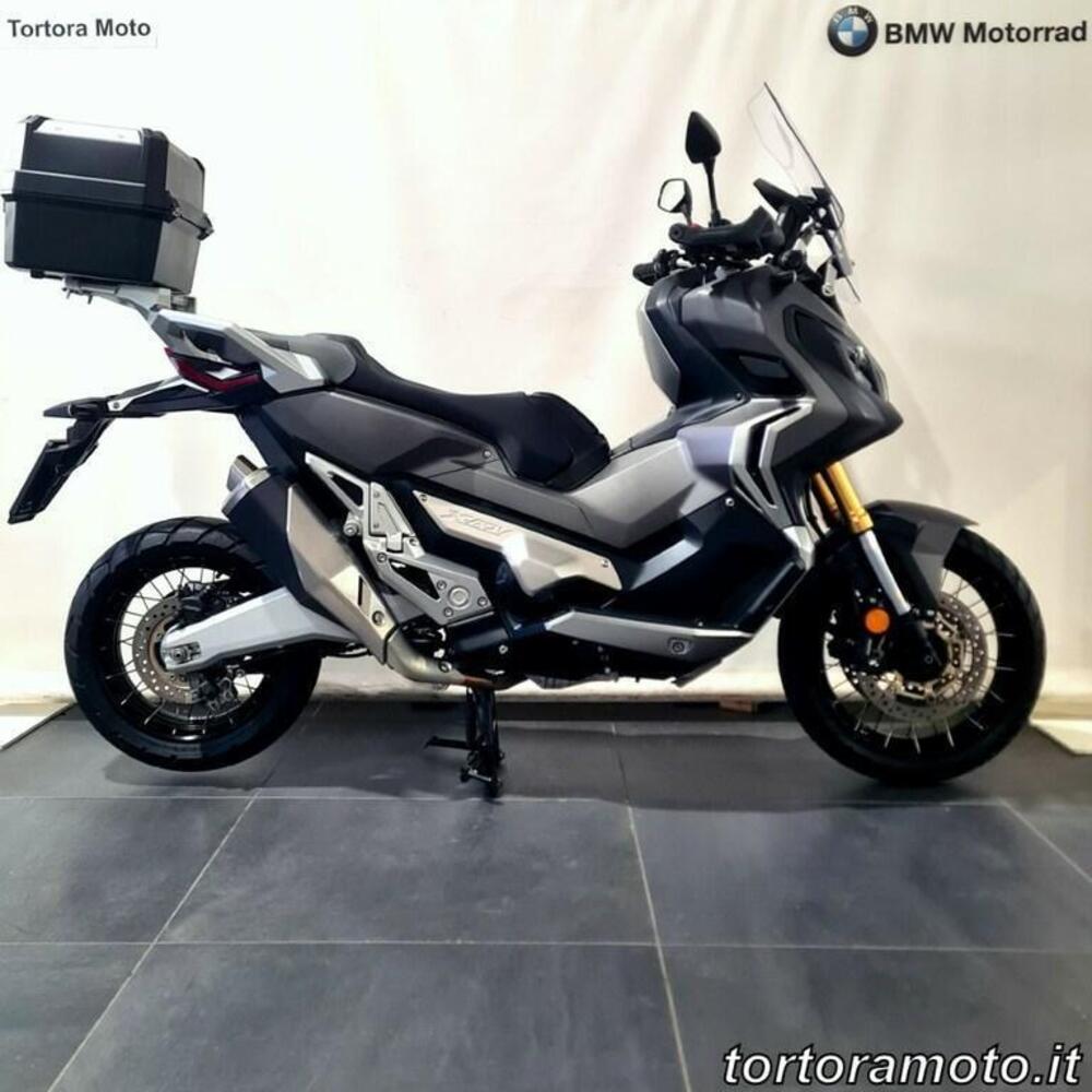 Honda X-ADV 750 (2017) (2)
