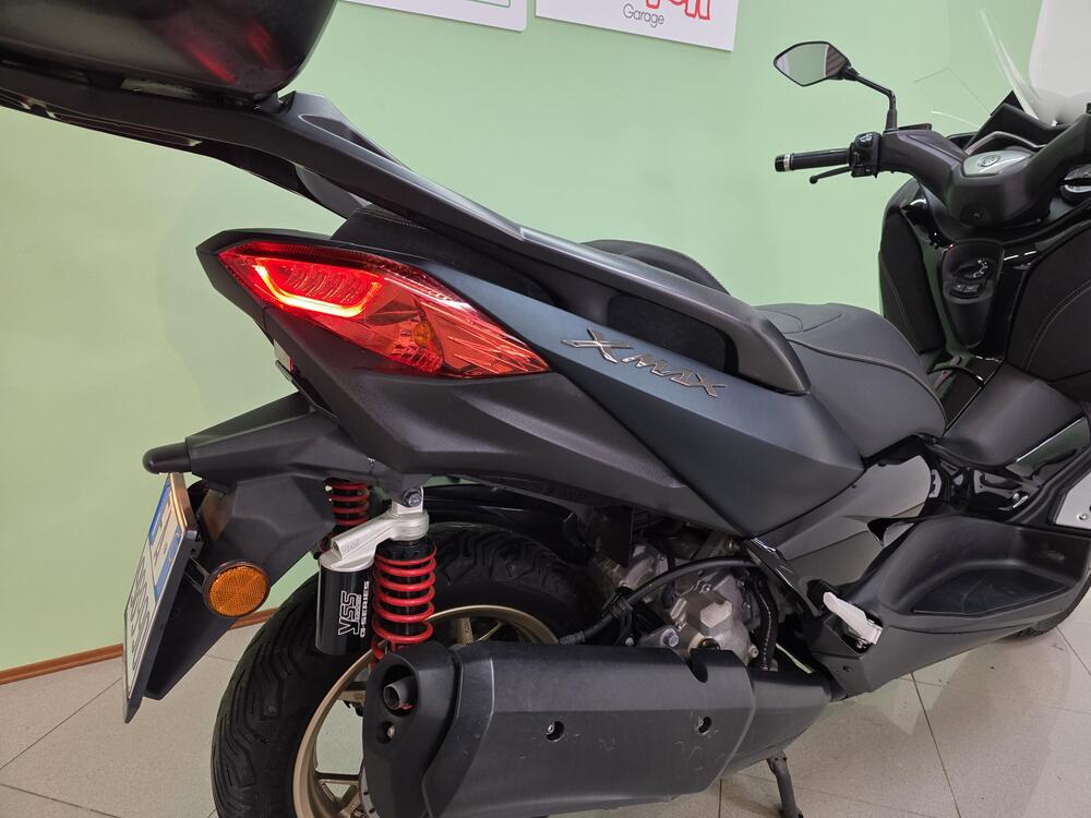 Yamaha X-Max 300 (2021 - 24) (2)