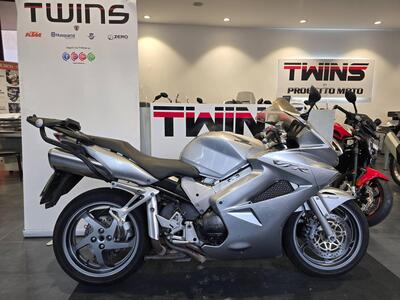 Honda VFR 800 ABS (2002 - 06) usata