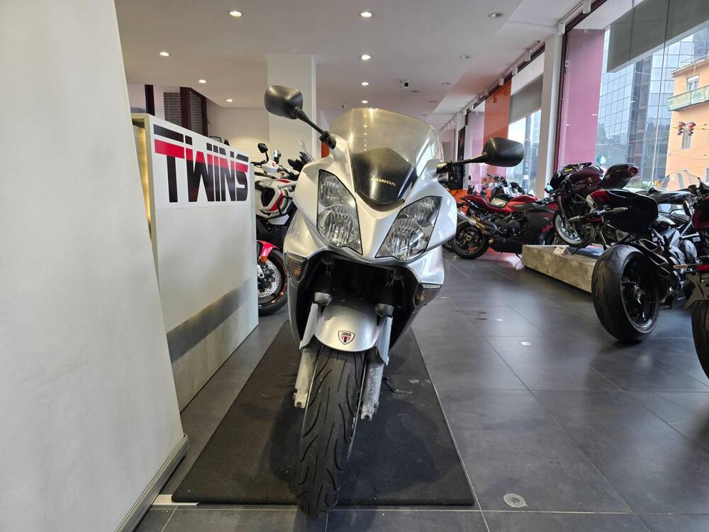 Honda VFR 800 ABS (2002 - 06) (3)