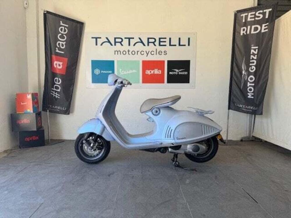 Vespa Vespa 946 Snake 125 (2025)