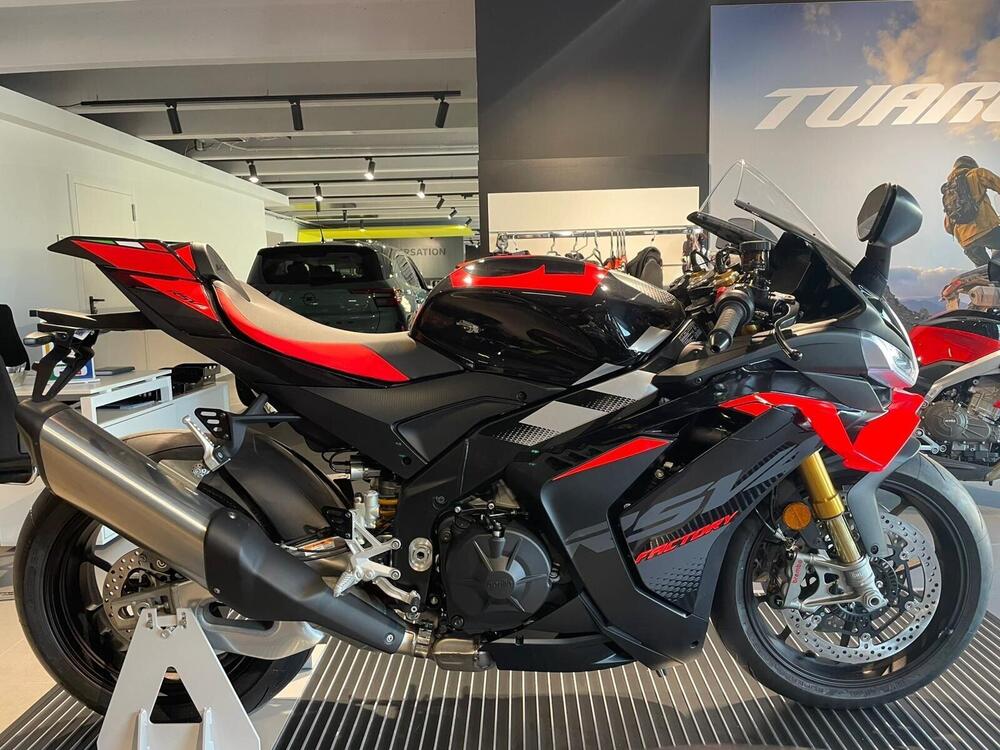 Aprilia RSV4 1100 Factory (2025 - 26) (3)