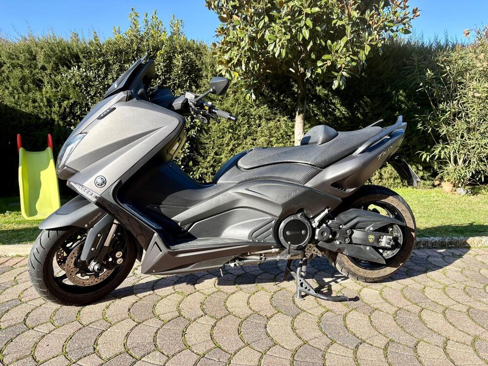 Yamaha T-Max 530 (2015 - 16) (2)