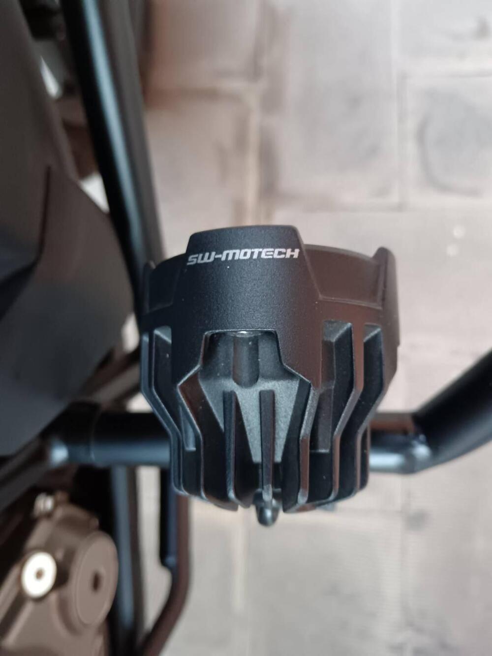 CFMOTO 650MT (2021 - 24) (6)