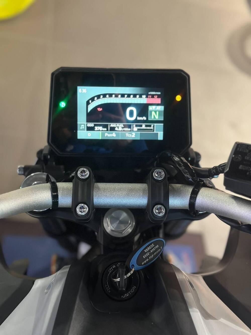 Yamaha MT-07 Y-AMT (2025 - 26) (5)