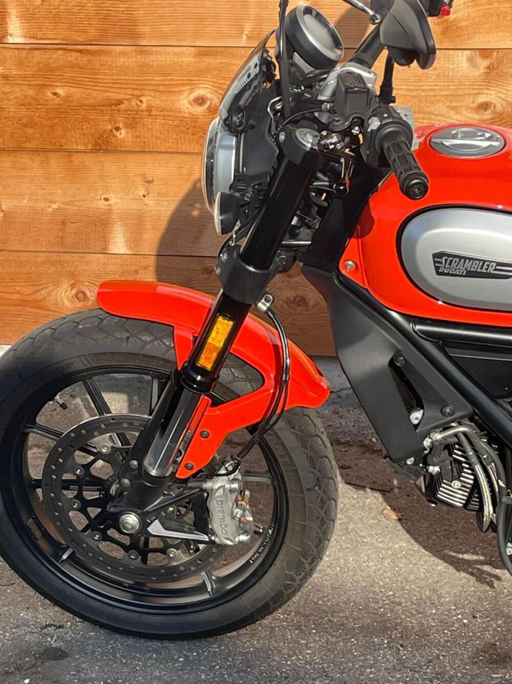 Ducati Scrambler 800 Icon (2017 - 20) (2)