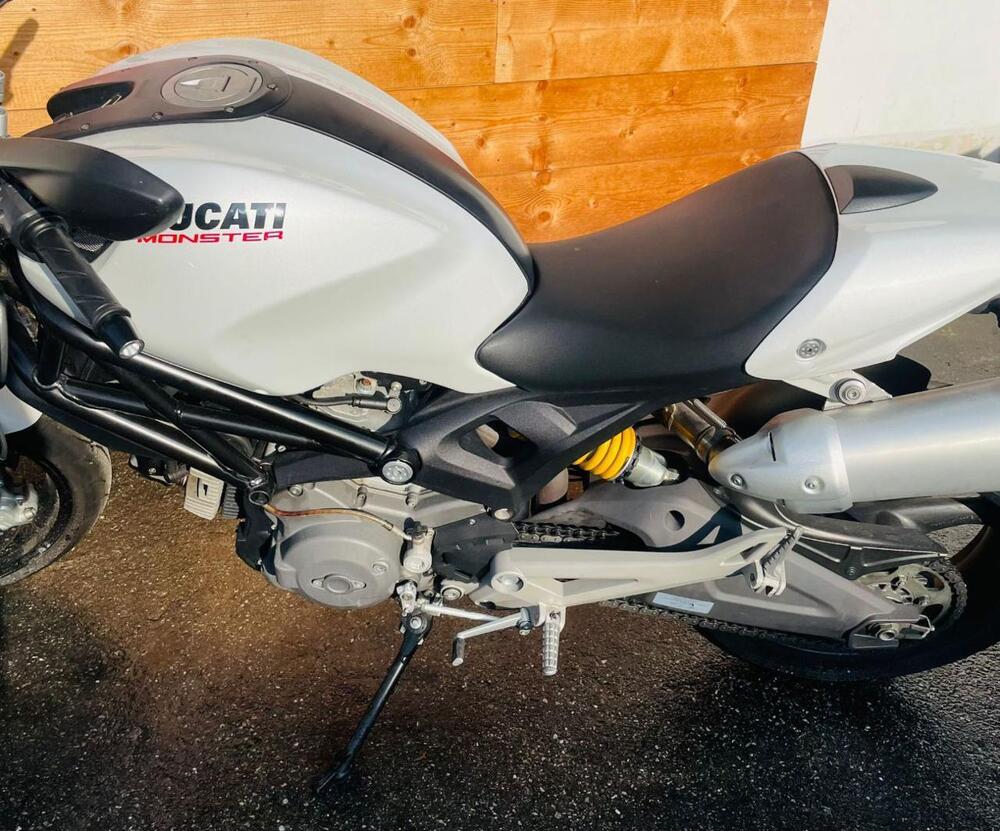 Ducati Monster 696 (2008 - 13) (6)