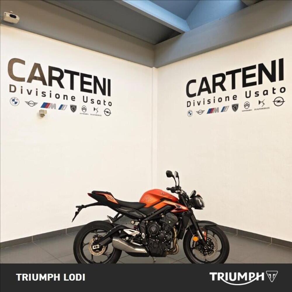 Triumph Street Triple 765 R A2 (2024 - 26) (2)