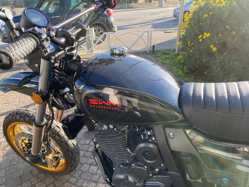 Swm Silver Vase 650 (2025 - 26) (4)