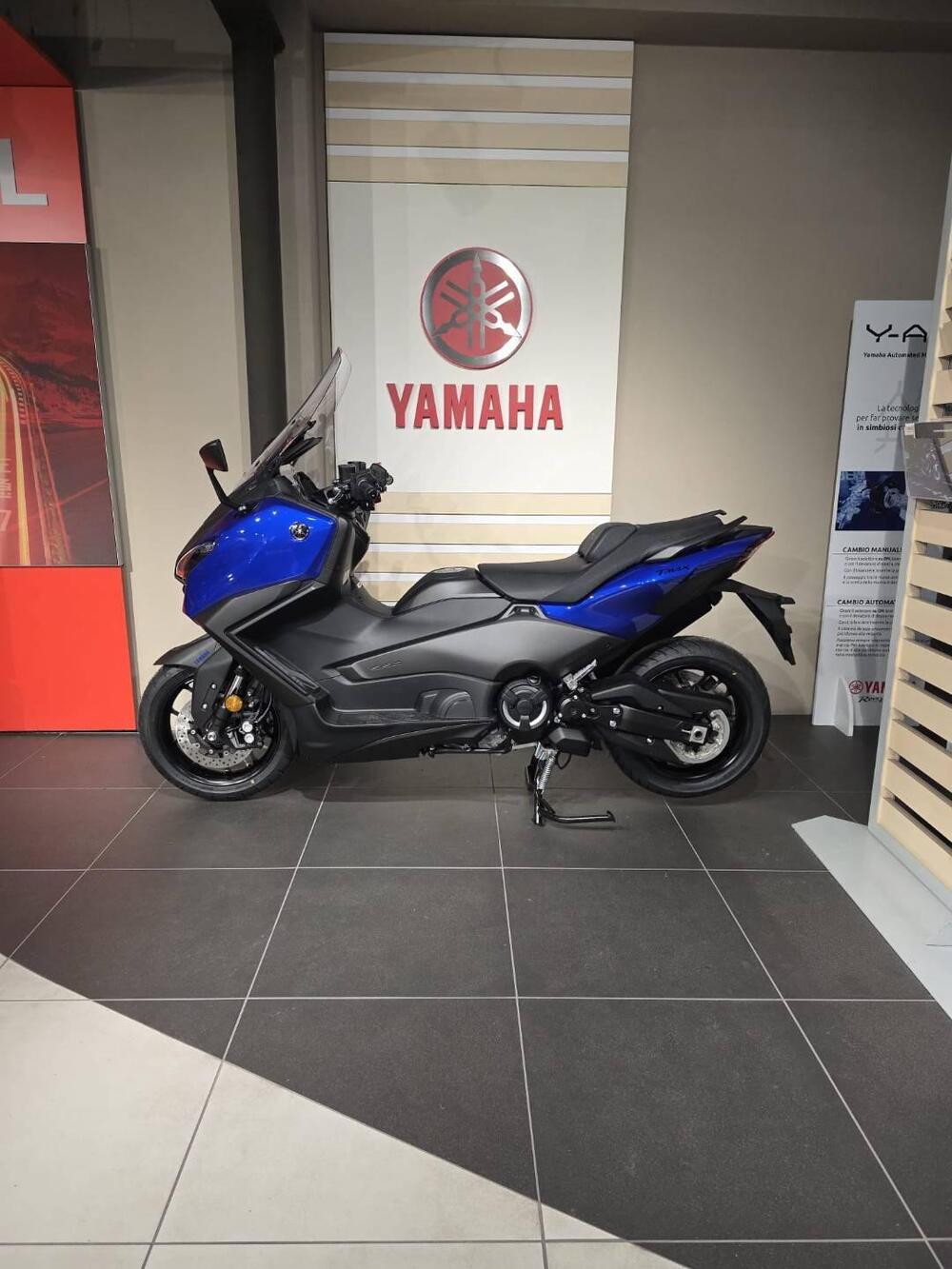 Yamaha T-Max 560 (2025 - 26) (2)