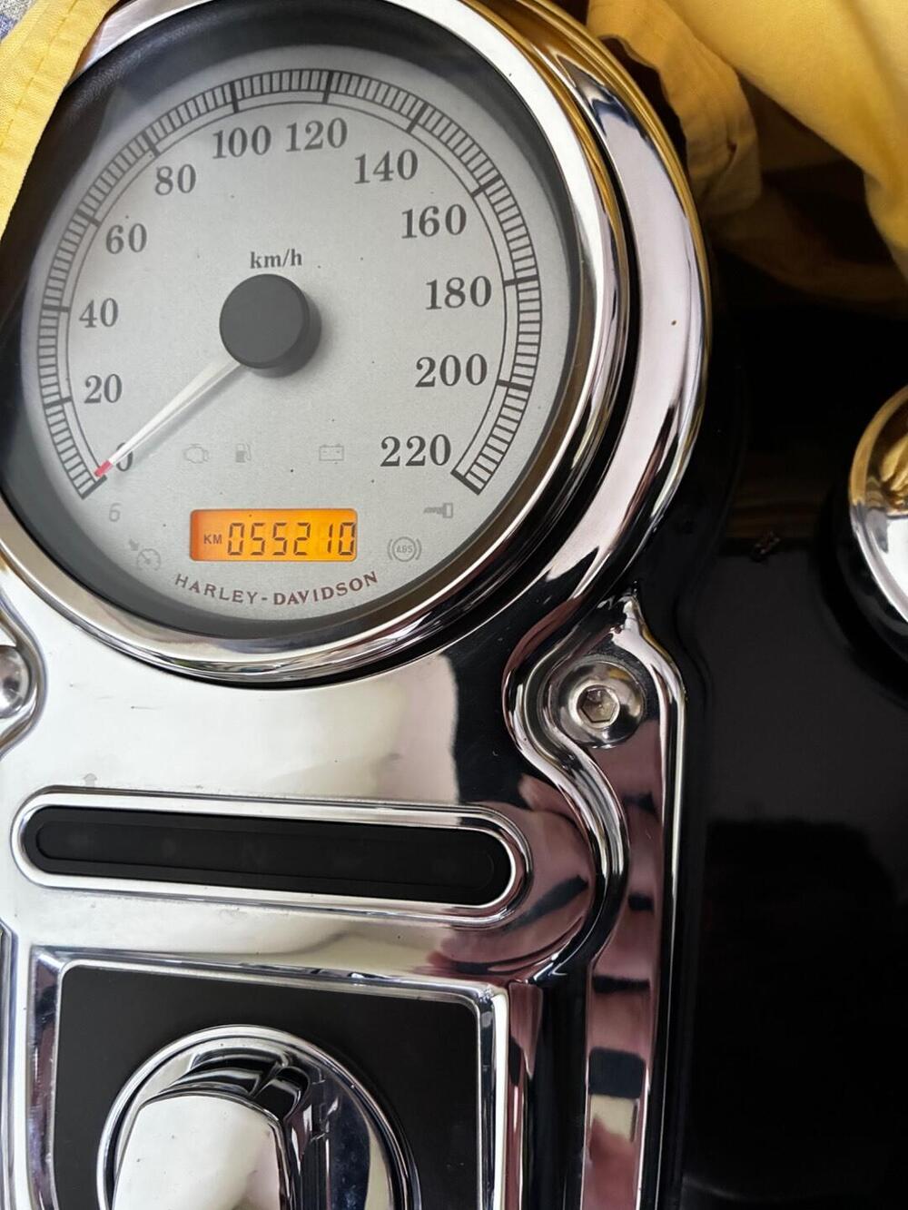 Harley-Davidson 1584 Super Glide Custom (2008 - 13) - FXDC (2)