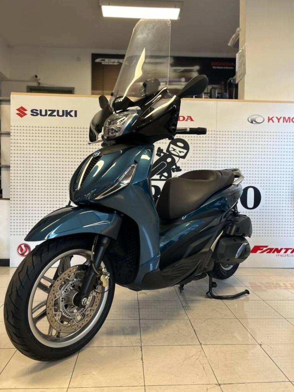 Piaggio Beverly 400 ABS-ASR (2021 - 24) (3)