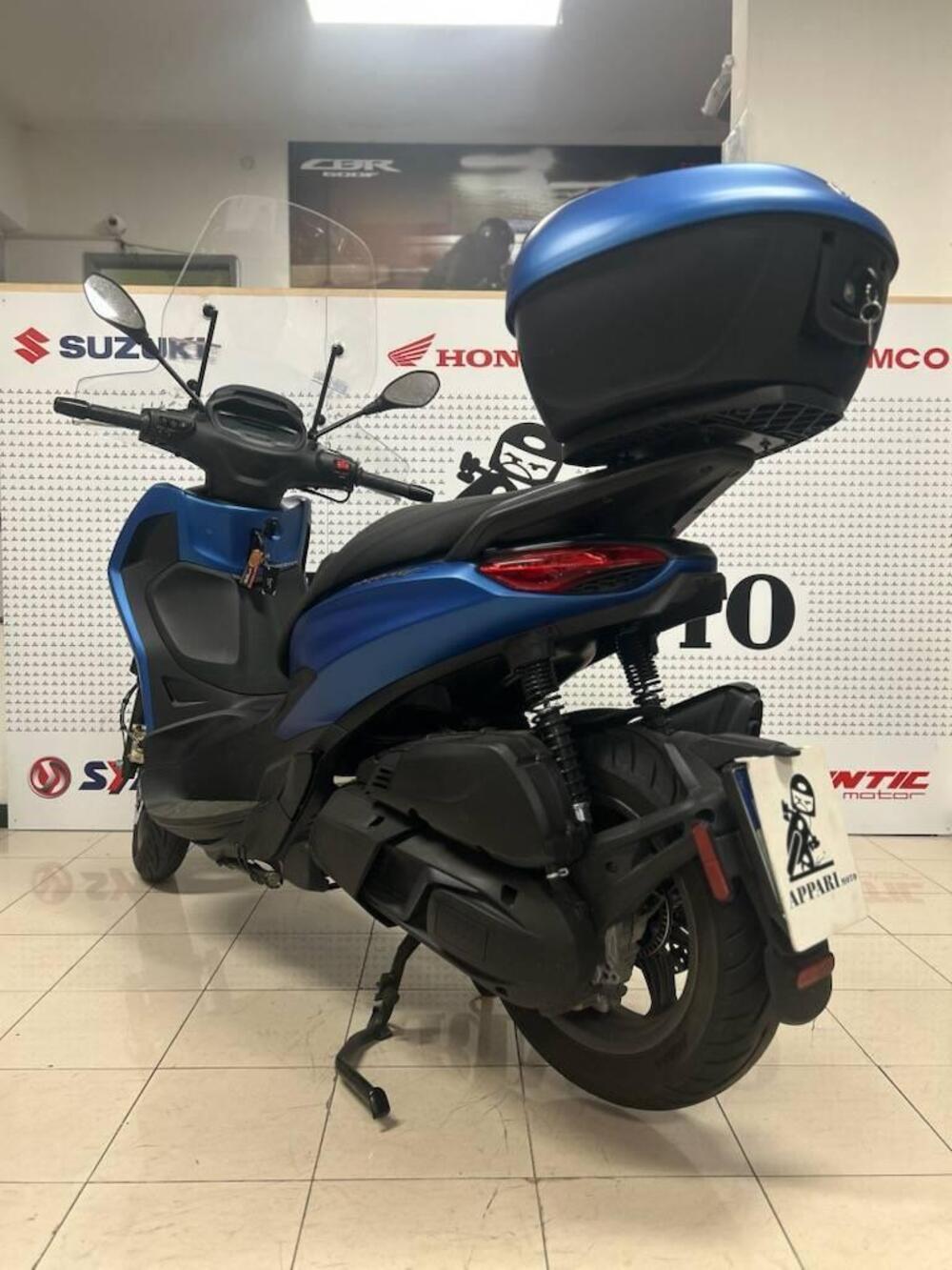 Piaggio Beverly 400 (2025 - 26) (4)