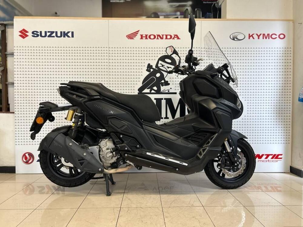 Kl Brera X 300 (2022 - 24) (3)