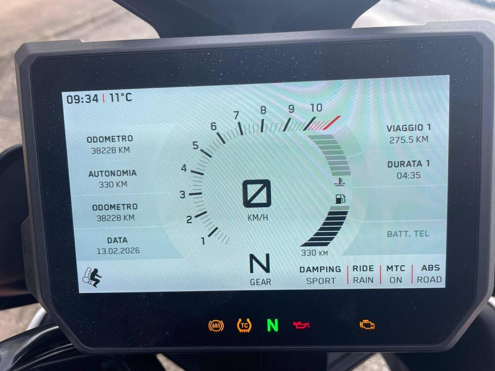 KTM 1290 Super Duke GT (2021) (5)