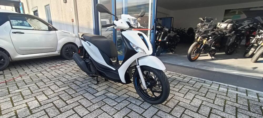 Piaggio Medley 200 S (2025 - 26) (4)