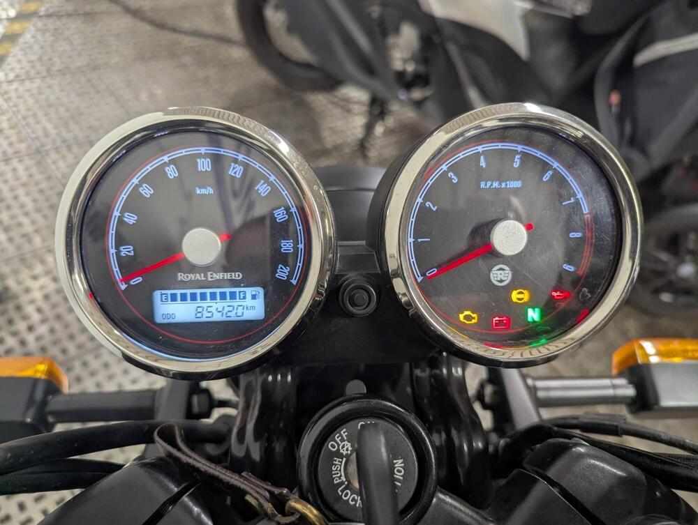 Royal Enfield Interceptor 650 (2021 - 26) (5)