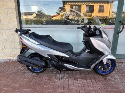 Suzuki Burgman 400 (2025 - 26) usata