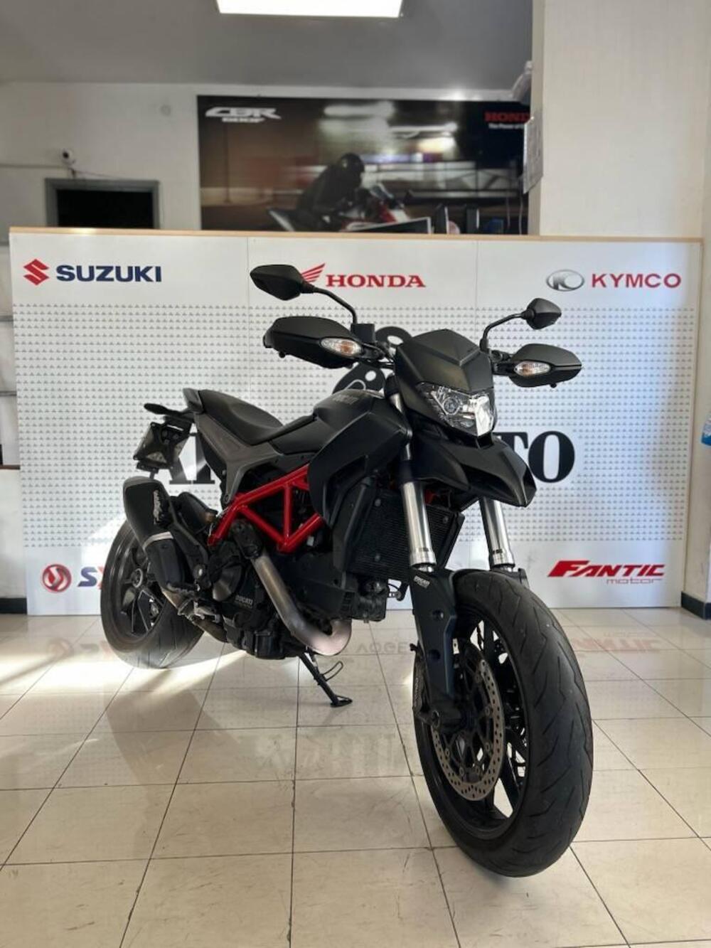 Ducati Hypermotard 821 (2013 - 15) (2)