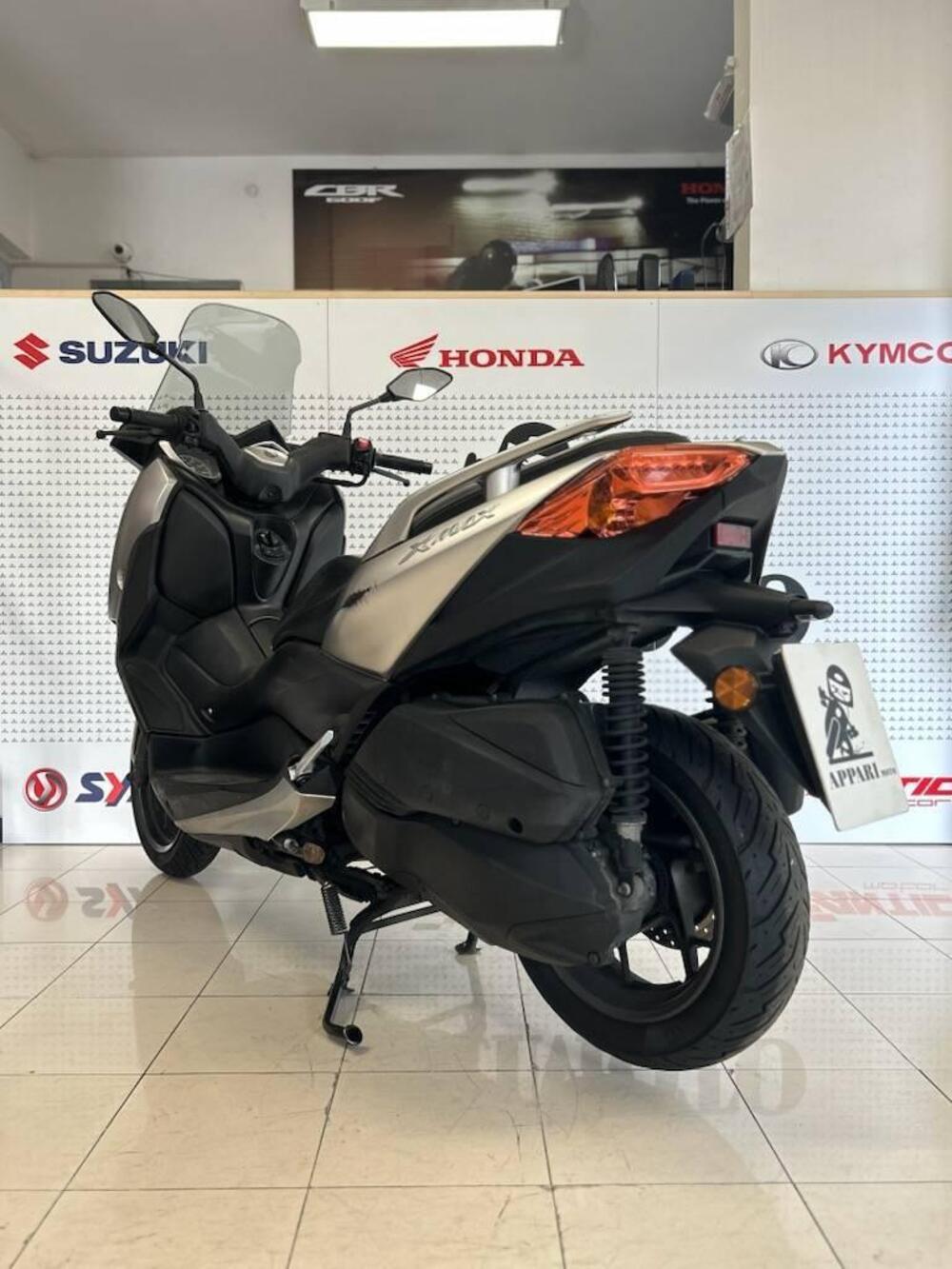 Yamaha X-Max 300 ABS (2017 - 20) (2)