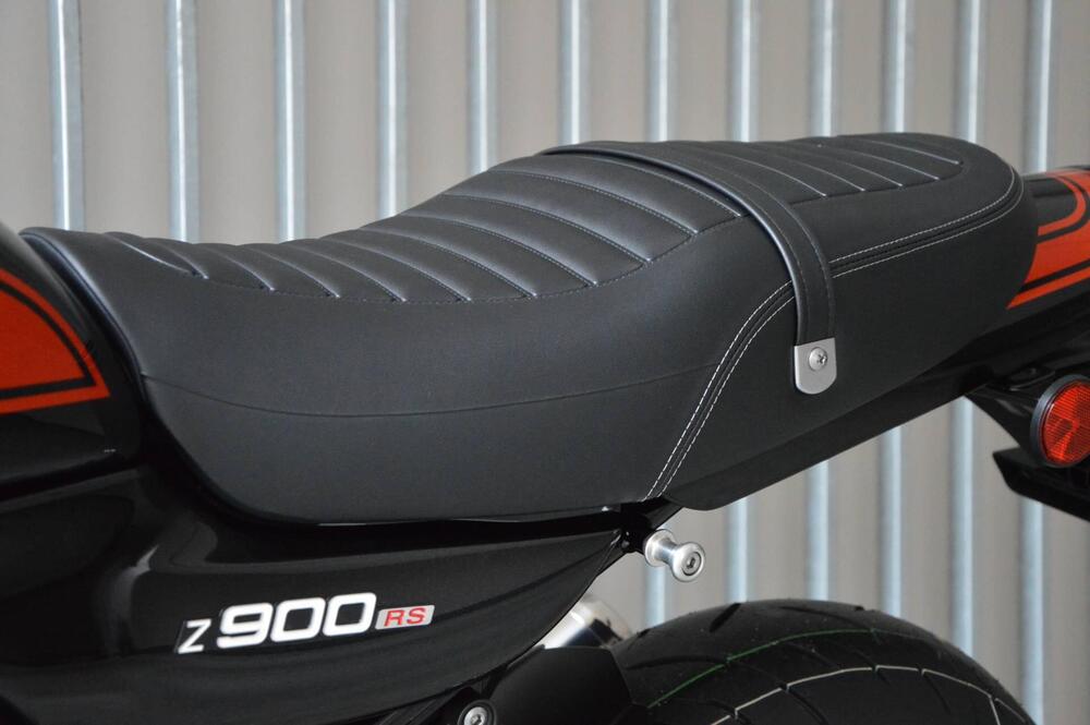 Kawasaki Z 900 RS SE (2026) (14)