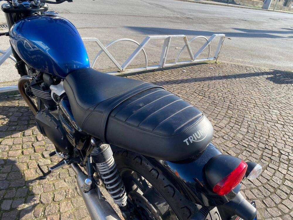 Triumph Street Twin 900 (2021 - 22) (7)