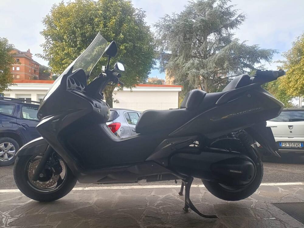 Honda Silver Wing 400 (2006 - 09) (4)