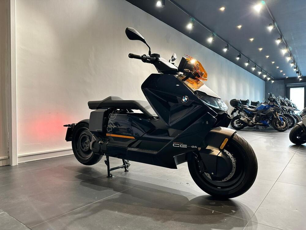 Bmw CE 04 (2021 - 25) (3)