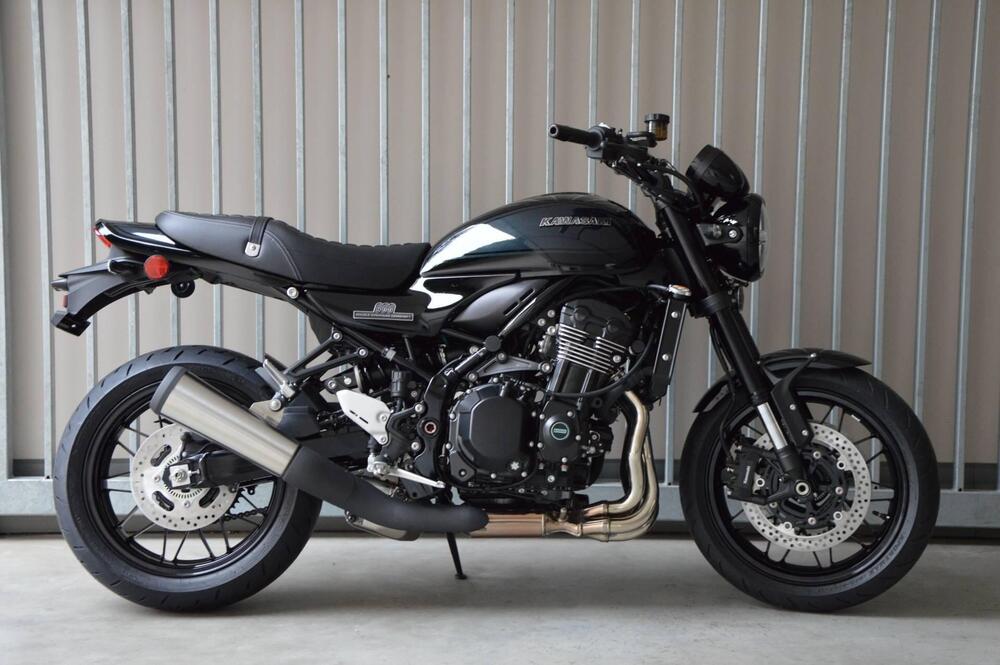 Kawasaki Z 900 RS Black Ball Edition (2026)