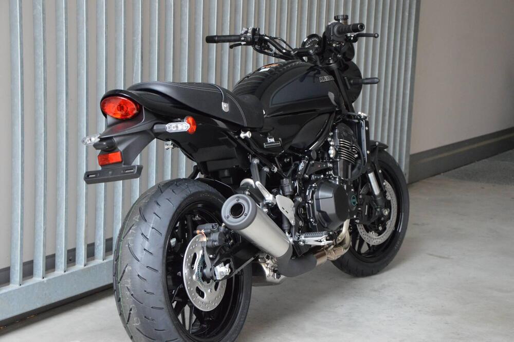 Kawasaki Z 900 RS Black Ball Edition (2026) (5)