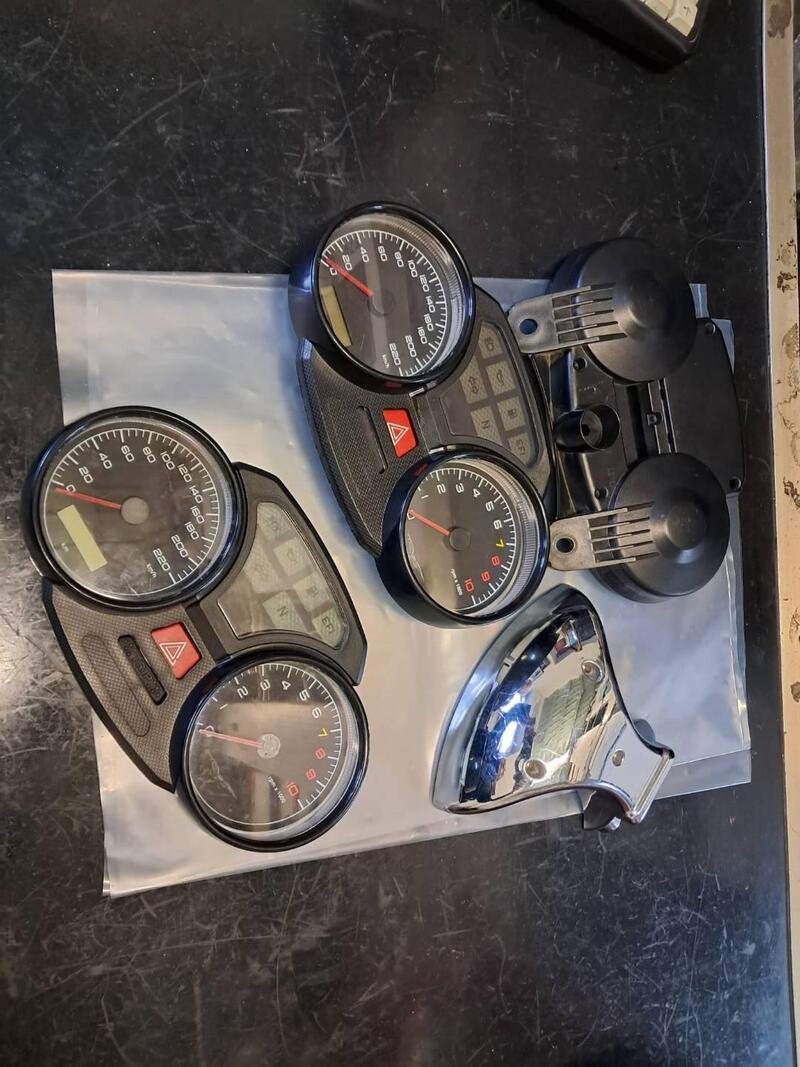 cruscotto nevada non funzionante da usare come r Moto Guzzi