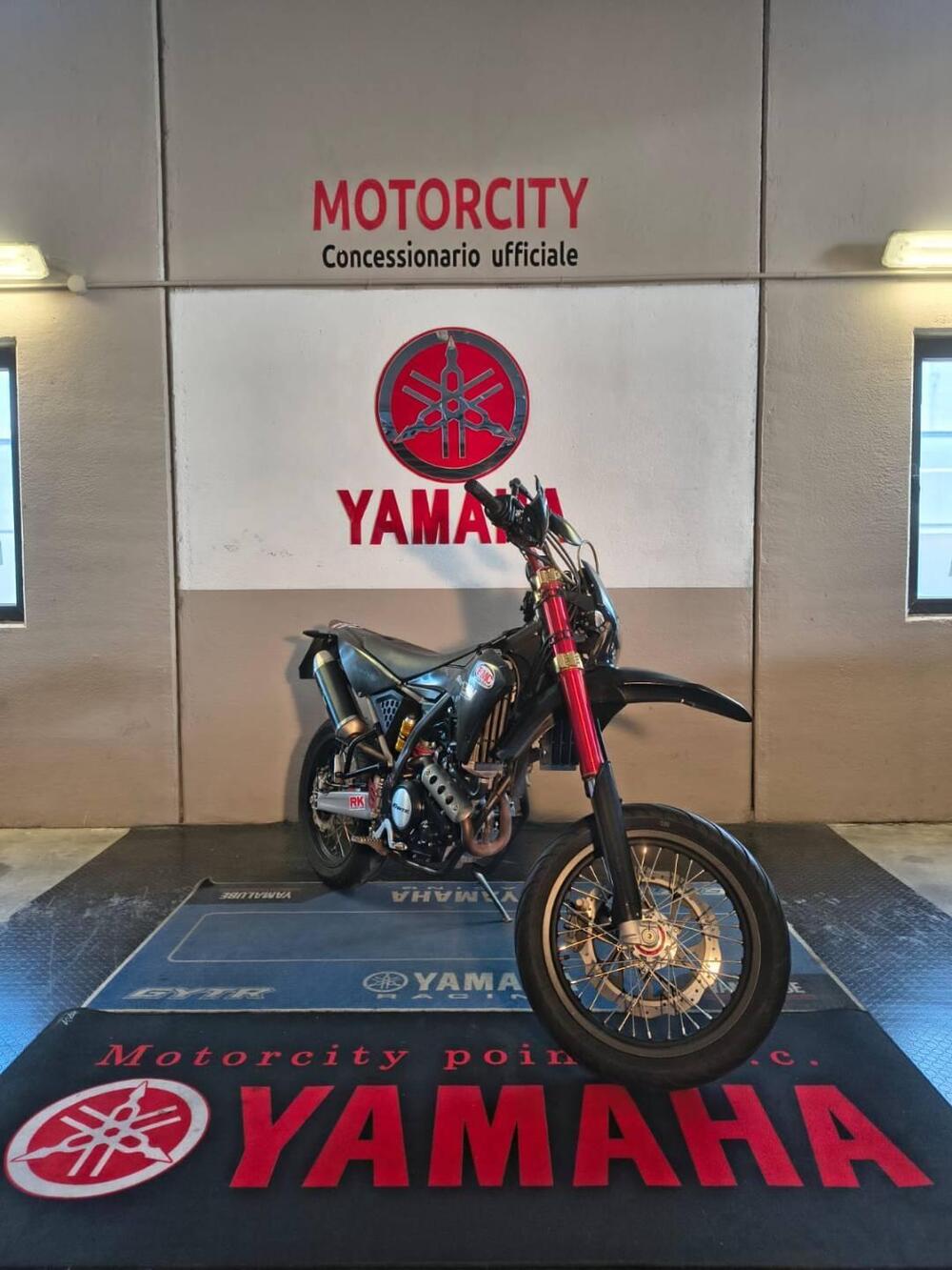 Fantic Motor XMF 125 Motard Performance 4t (2021 - 22) (2)