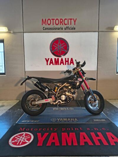 Fantic Motor XMF 125 Motard Performance 4t (2021 - 22) usata