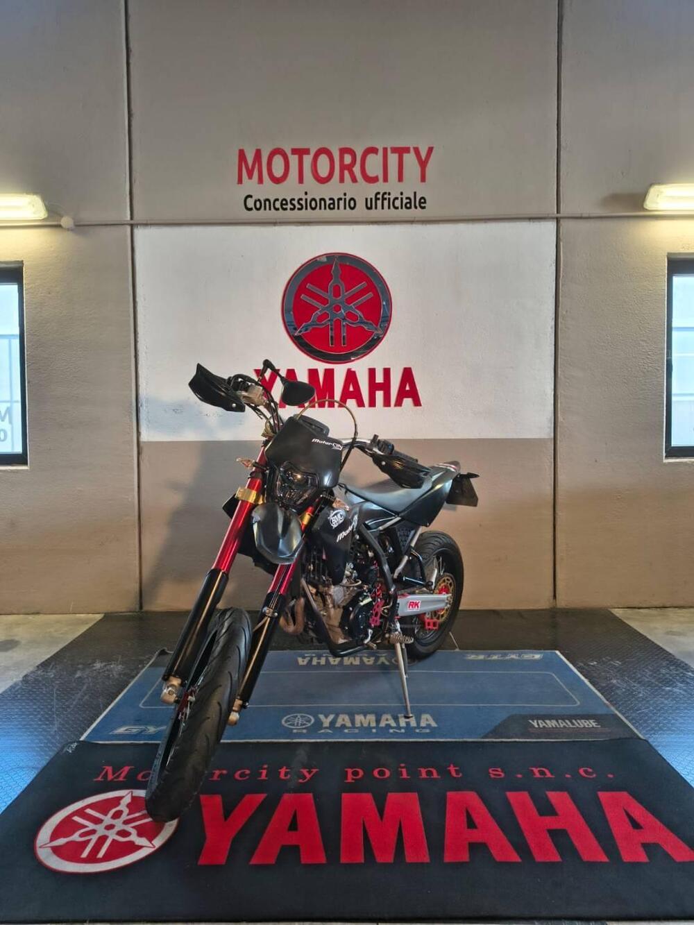 Fantic Motor XMF 125 Motard Performance 4t (2021 - 22) (3)