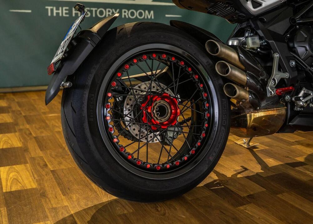 MV Agusta Dragster 800 RR (2015 - 17) (11)
