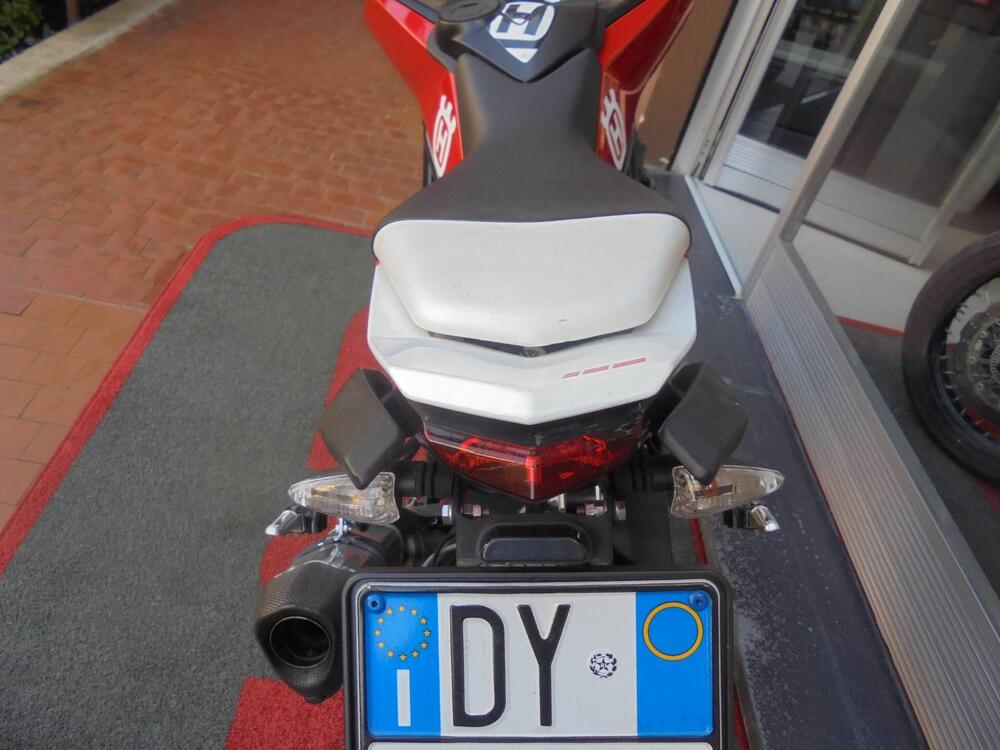 Husqvarna Nuda 900 R (2011 - 13) (2)