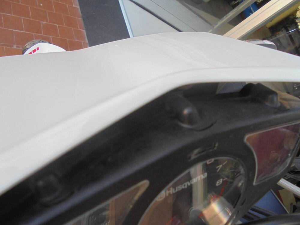 Husqvarna Nuda 900 R (2011 - 13) (7)